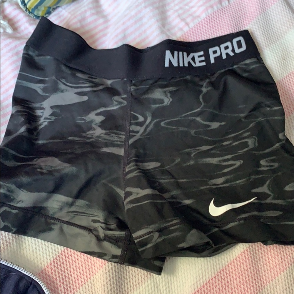 Nike spandex